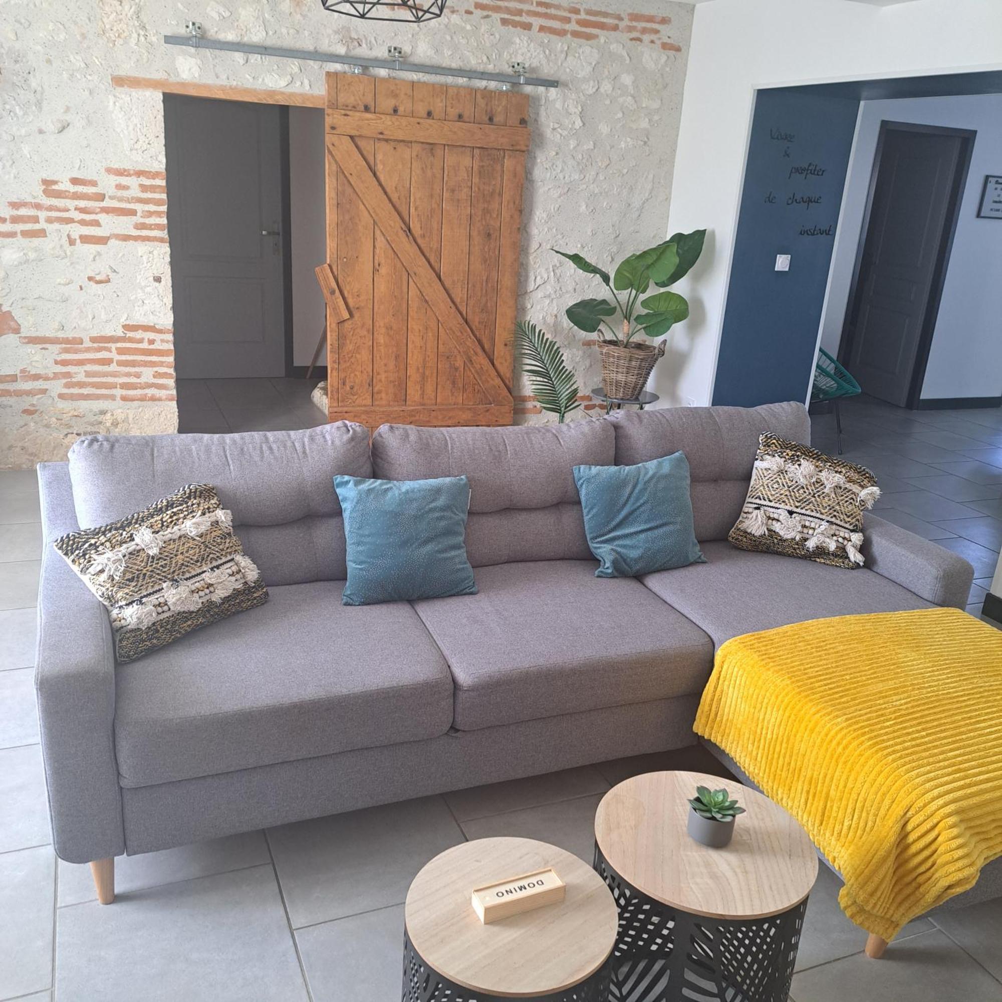 Le Domaine Vesque Βίλα Saint-Pierre-de-Clairac Εξωτερικό φωτογραφία
